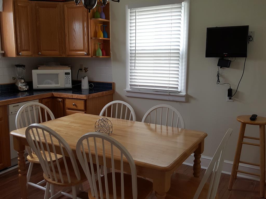 209 EAST GARFIELD AVENUE MAIN HOUSE WILDWOOD RENTALS OFFERED BY